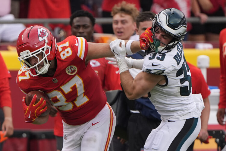 Defense shines as Philly beats the Chiefs 20